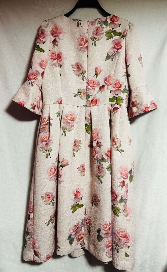 ☆*迎様 エムズグレーシー　ワンピース