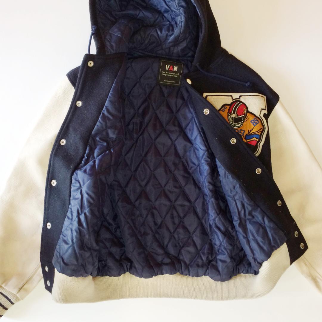 VAN スタジャン フード付き ワッペン刺繍 ネイビー Mサイズ
