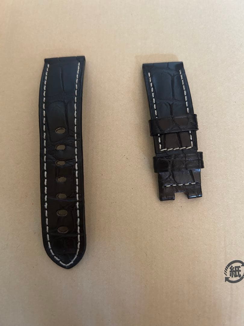 ブラウンレザーベルト クロコダイル型押し　Dバックル　42ミリケース