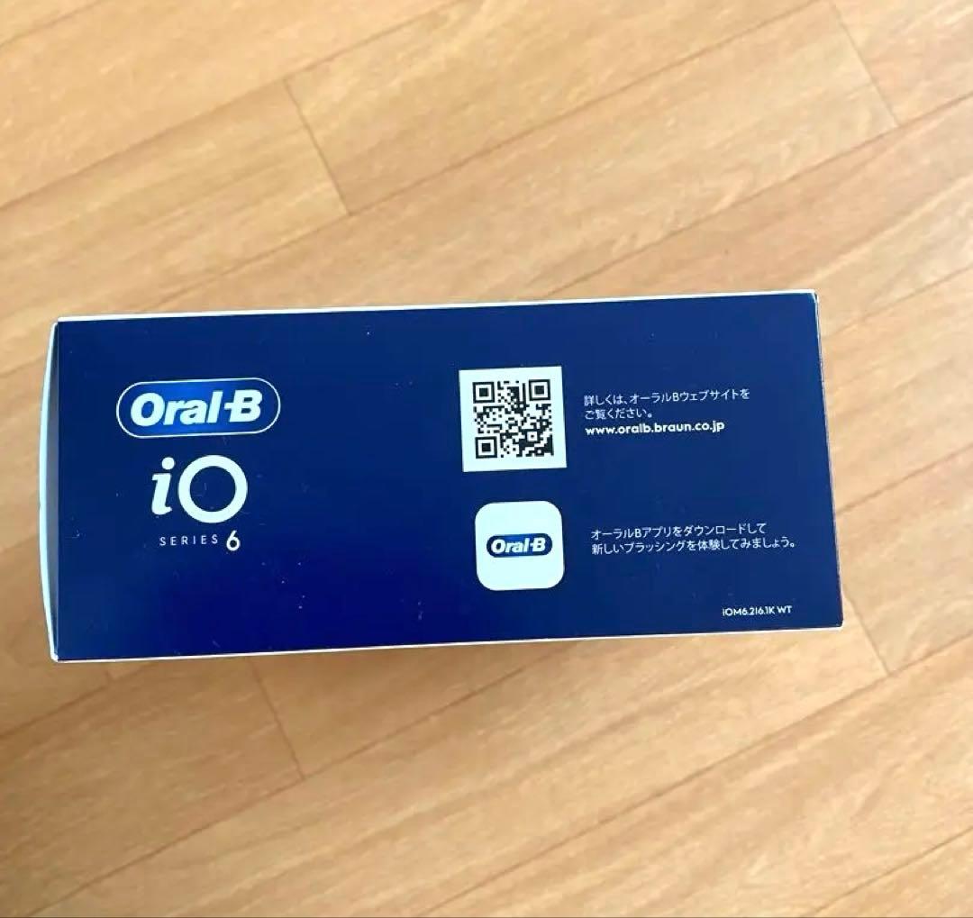 電動歯ブラシ　ブラウンOral-B iO6 ホワイトiOM6216 1K WT