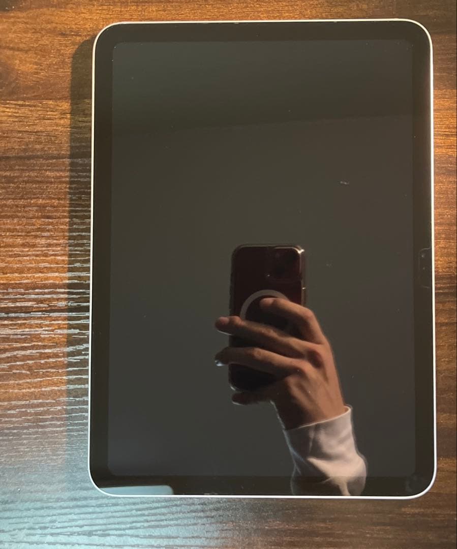 Apple iPad 第10世代 256GB Wi-Fiモデル シルバー 本体