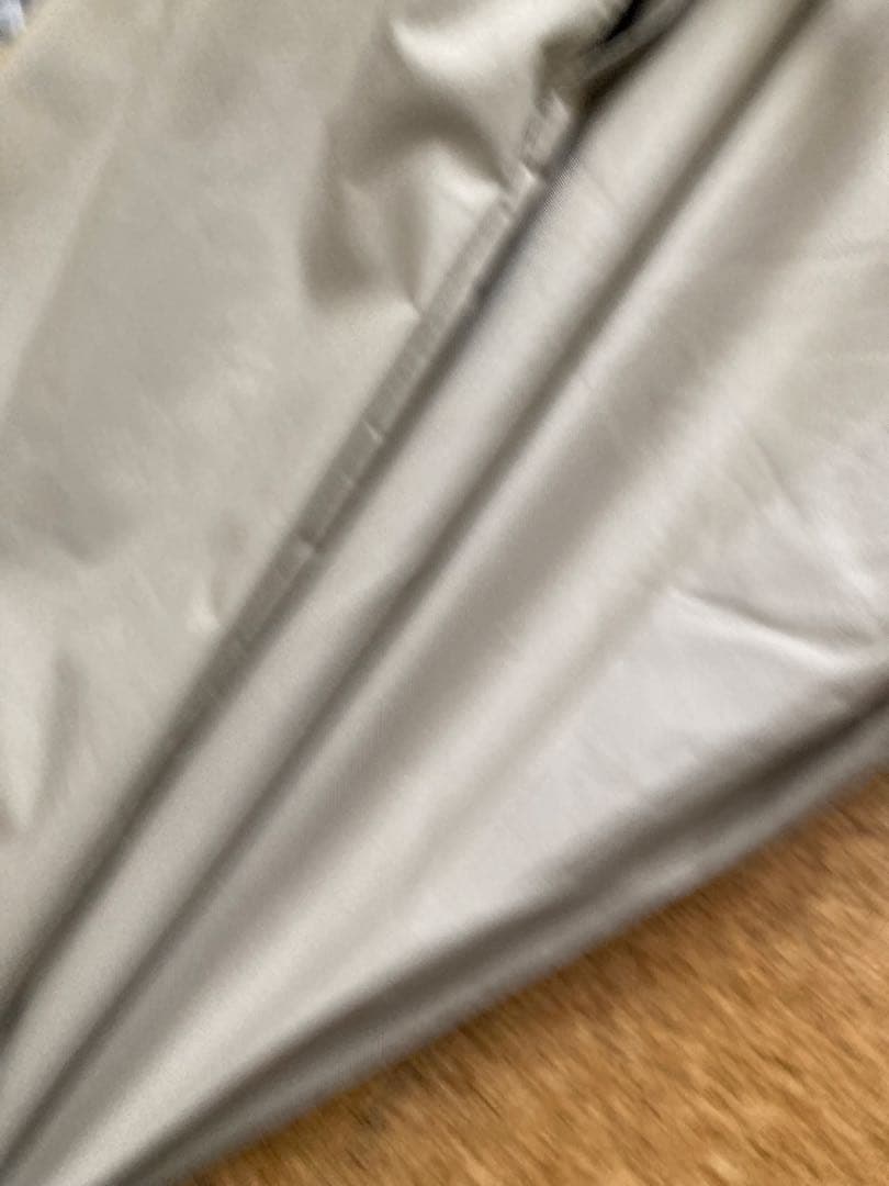 サンバリア100 折りたたみ日傘 ２段折 フリル ベージュ　木曲がり手元