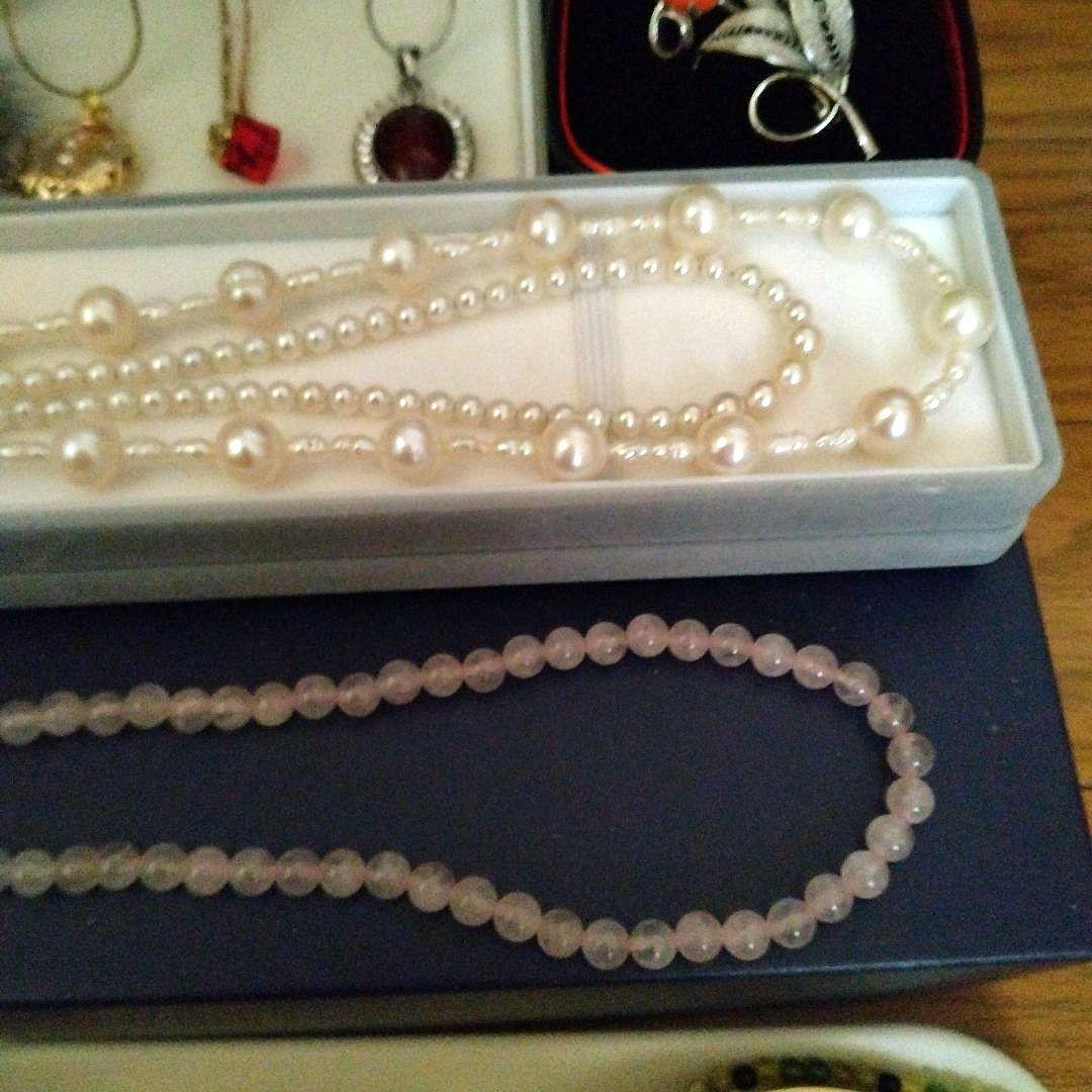 遺品整理　生前整理アクセサリーまとめ売り　ネックレス　リング　ブローチ