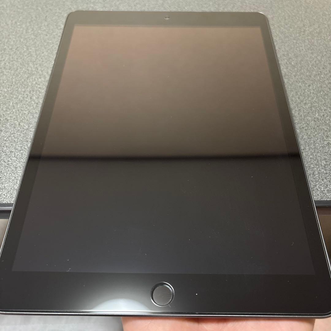 iPad 第7世代 Wi-Fiモデル 128GB スペースグレイ