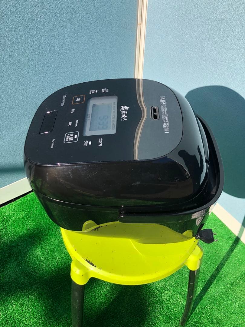 2021年製TOSHIBA 東芝 炊飯器 RC-10VRR