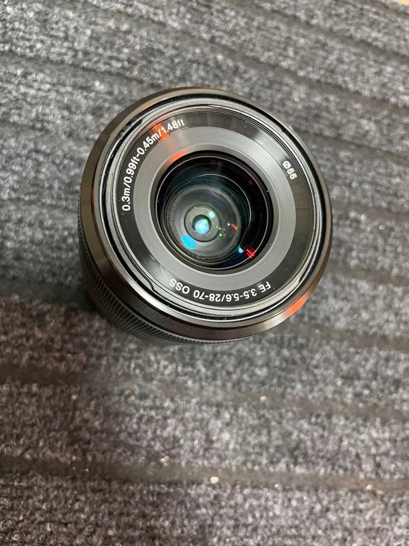 SONY FE 28-70mm F3.5-5.6 OSS ズームレンズ