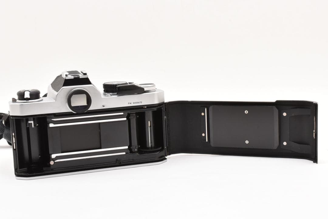 超美品 NIKON ニコン FM シルバー モルト新品交換済 M646