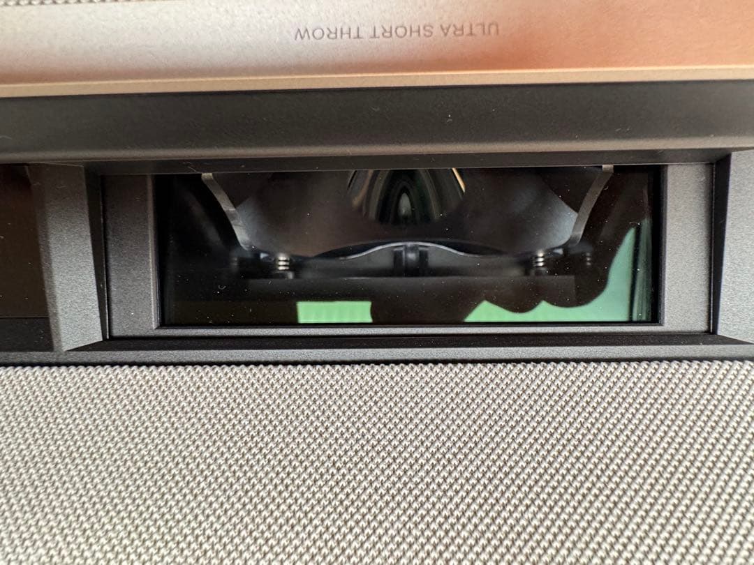 Aladdin Marca アラジン マルカ 超短焦点プロジェクター