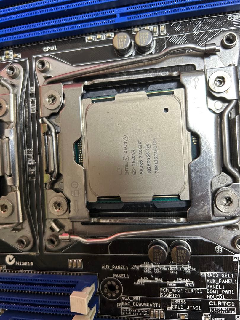 ASUS-Z10PA-D8 マザーボード 送料込み