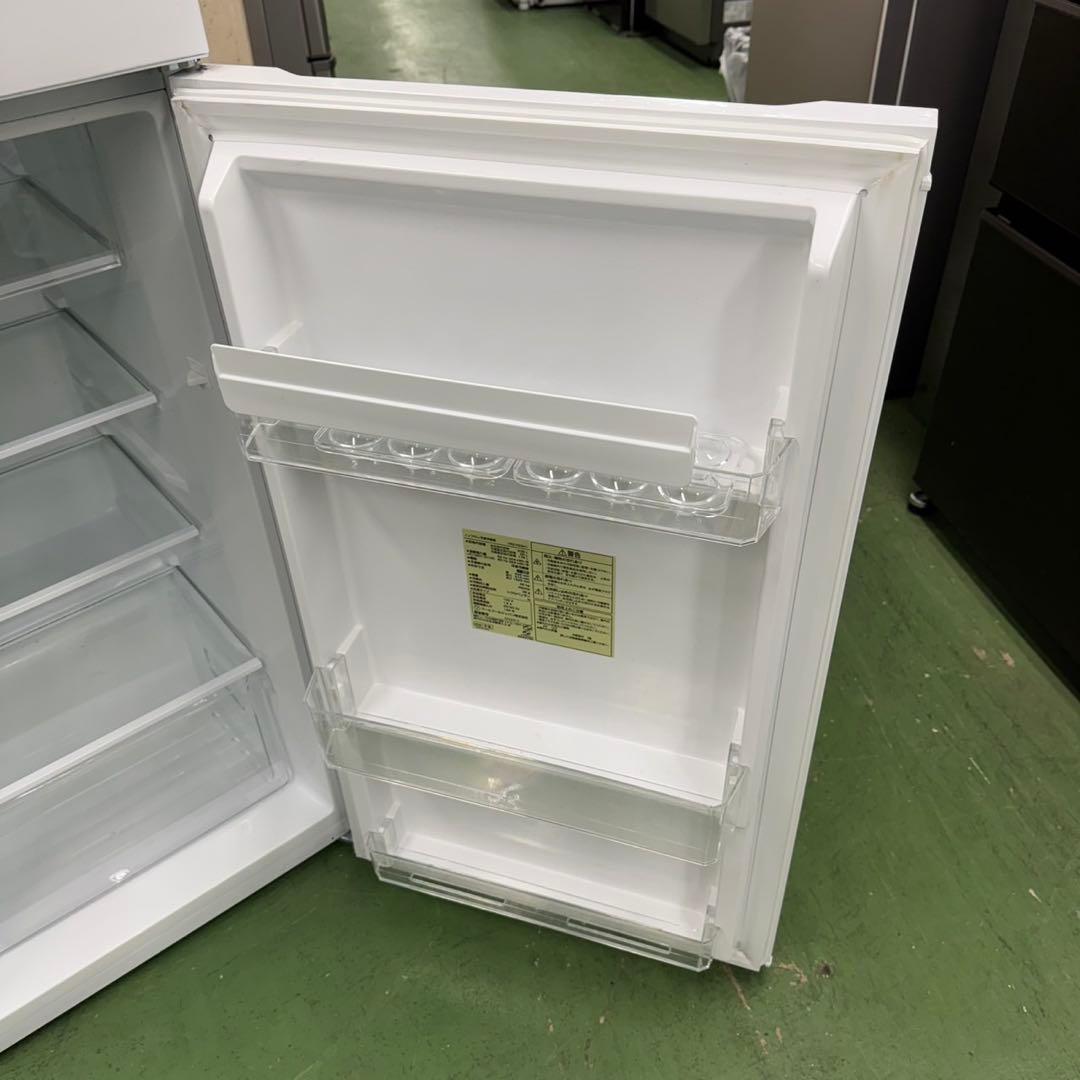221 関東圏対応　冷蔵庫　小型　中型　右開き　200L強　美品　保証込　大人気