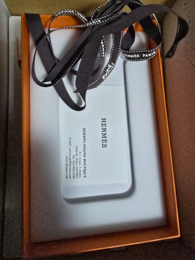 HERMES ブラウン レザー モバイルバッテリー