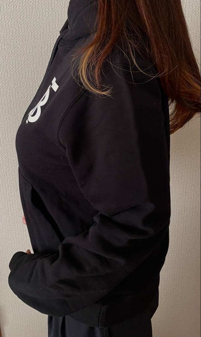 バーバリー TBロゴ ブラックパーカー XS