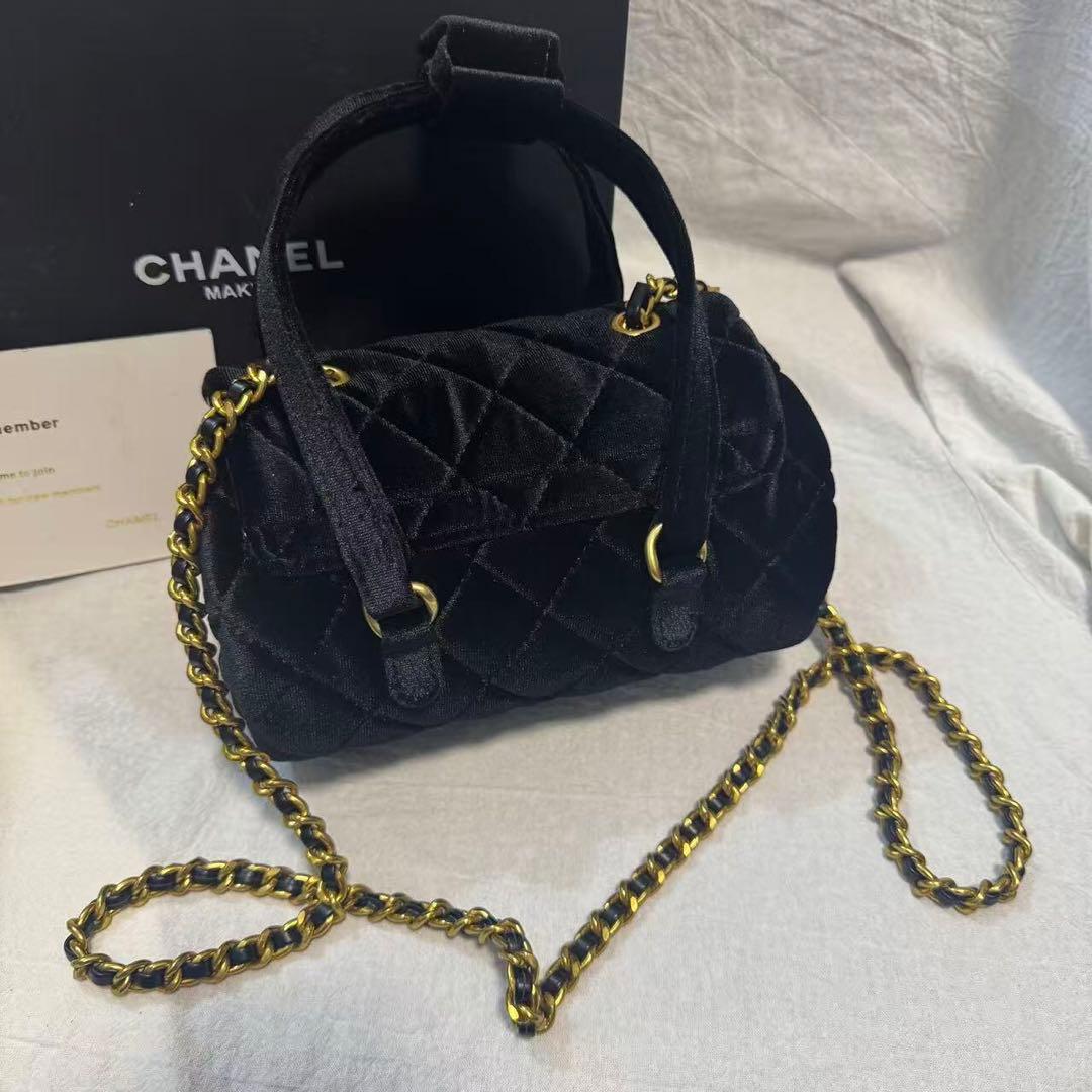 VIP限定 ノベルティ ベロア ゴールドチェーン ショルダーバッグ ブラック