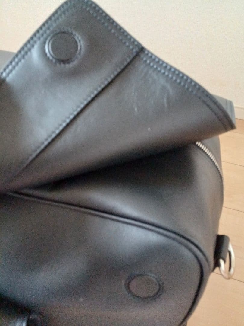 ✨BENTLEY ボストンバッグ✨ 高級車ブランド「ベントレー」のボストンバッグ