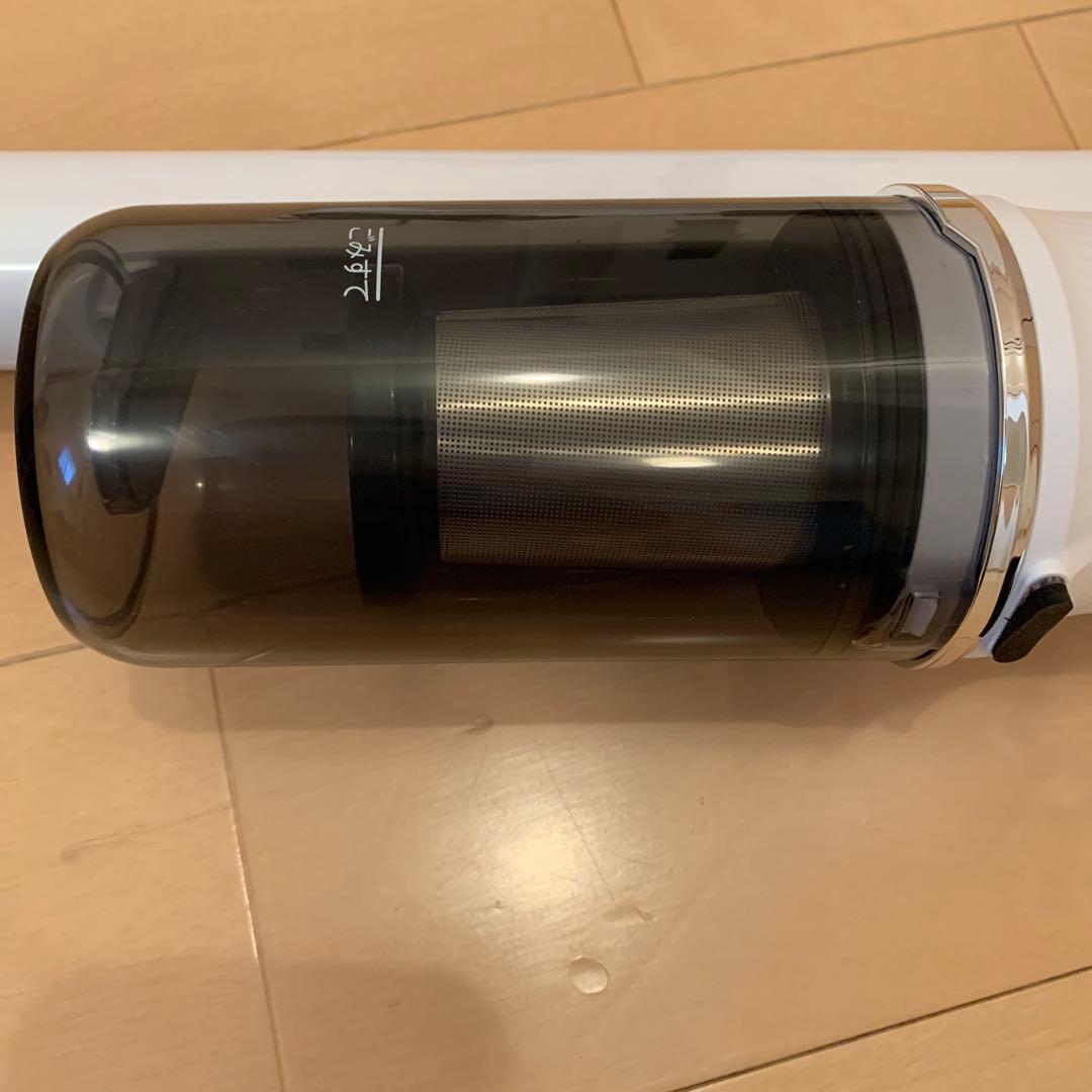 【超美品】山善 超軽量 コードレス サイクロン掃除機 専用スタンド付 最新モデル