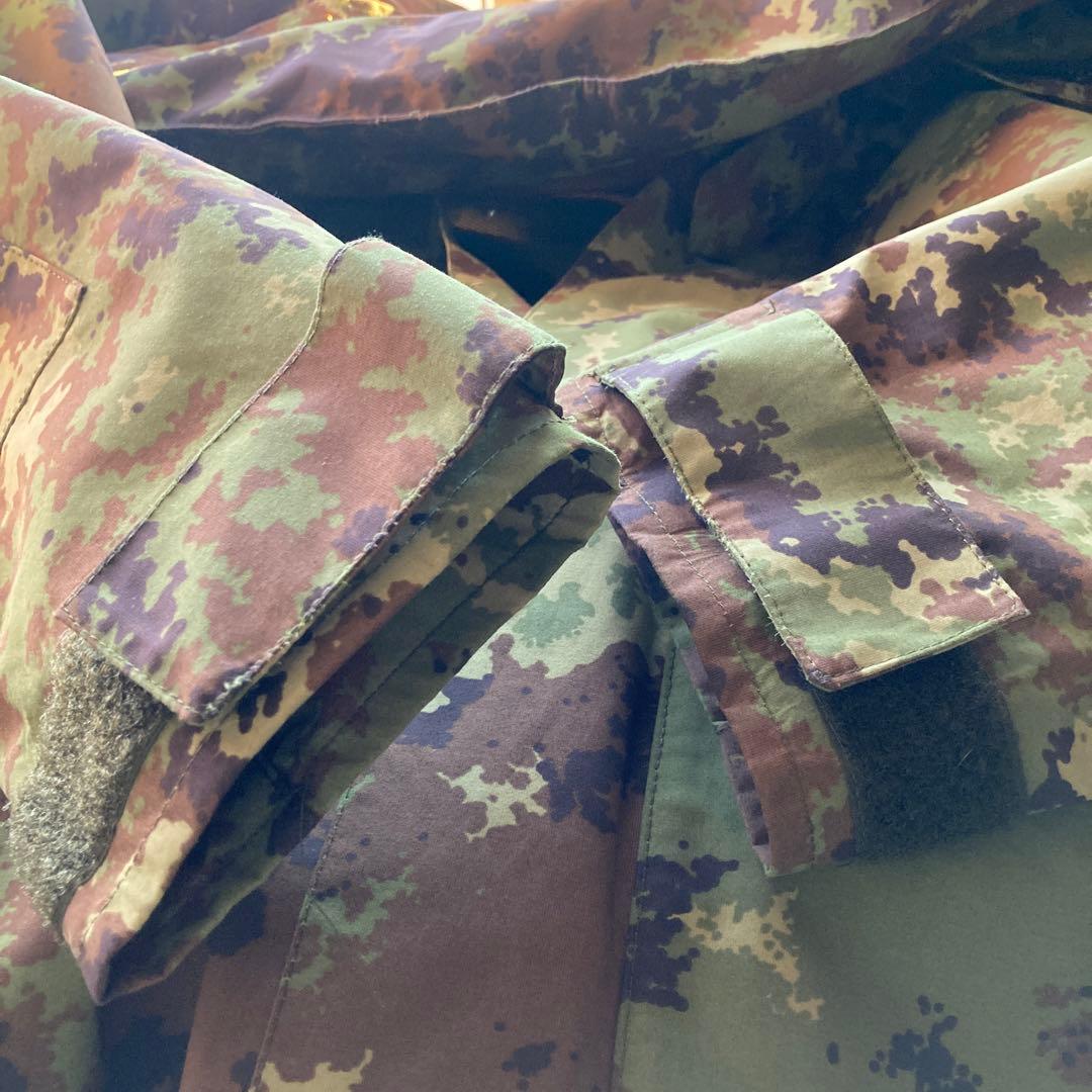 ま*る様 超貴重　イタリア軍　ゴアテックス　ウォータープルーフジャケット