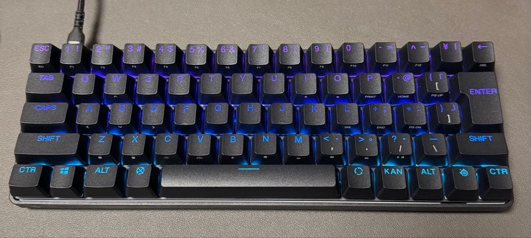 美品　SteelSeries Apex 9 Mini ゲーミングキーボード