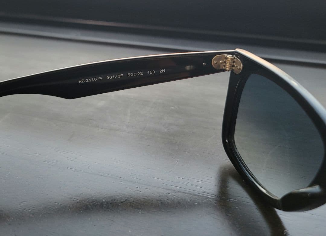 ❶⑨❻⓪　RayBanレイバンRB2140F ブルーグラデーション