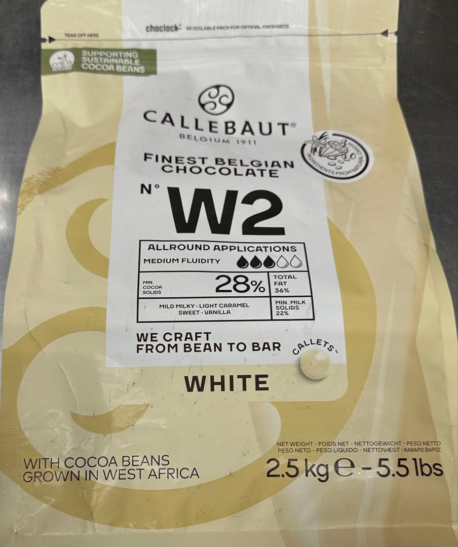 CALLEBAUT カレボー　W2 ホワイトチョコレート 2.5kg カレット