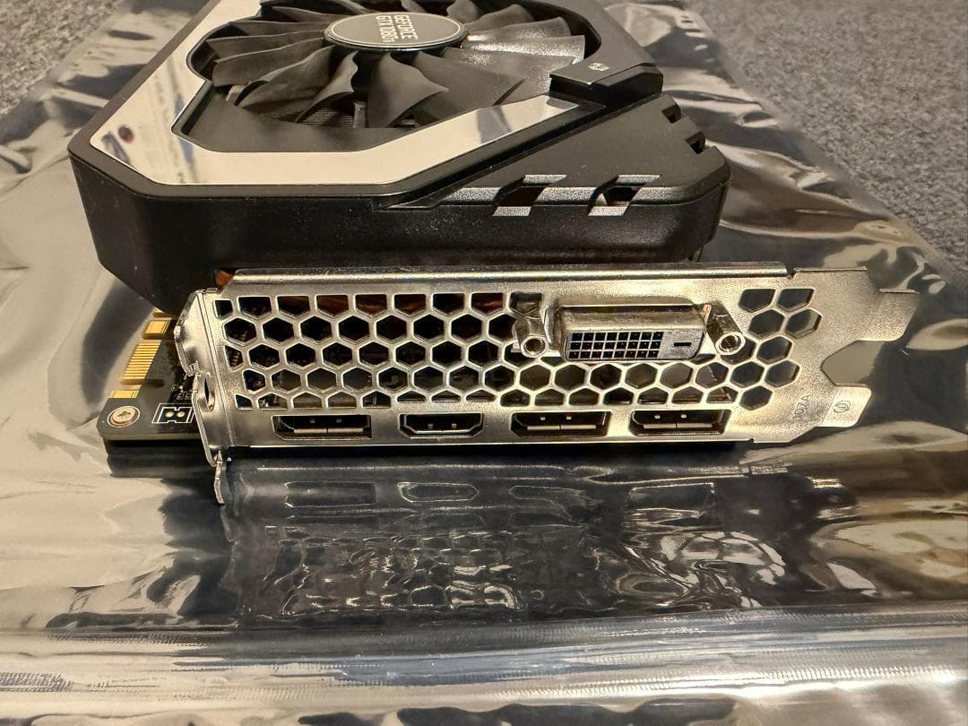 NVIDIA GeForce GTX 1080 Ti 11GB PALiT製