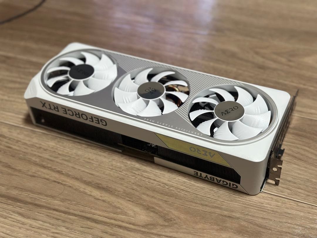 美品 GIGABYTE GeForce RTX 4070 AERO OC 12G