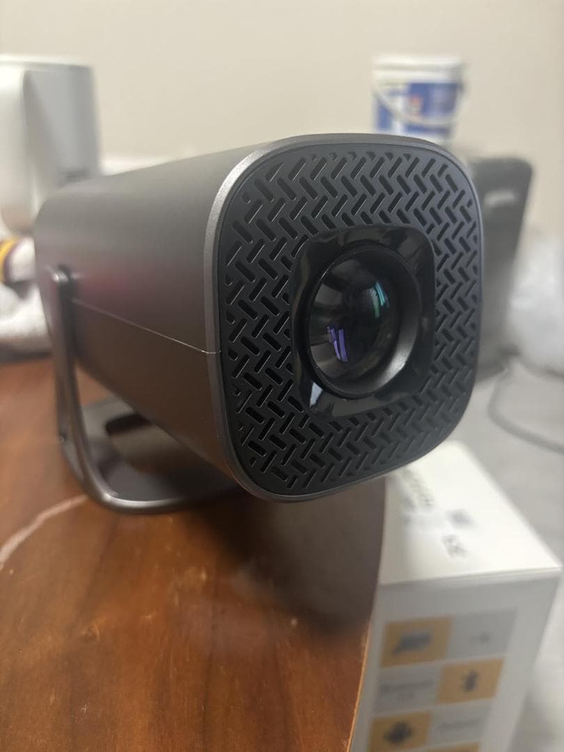 プロジェクター 家庭用【30000LM・Bluetoothリモコン・Androm