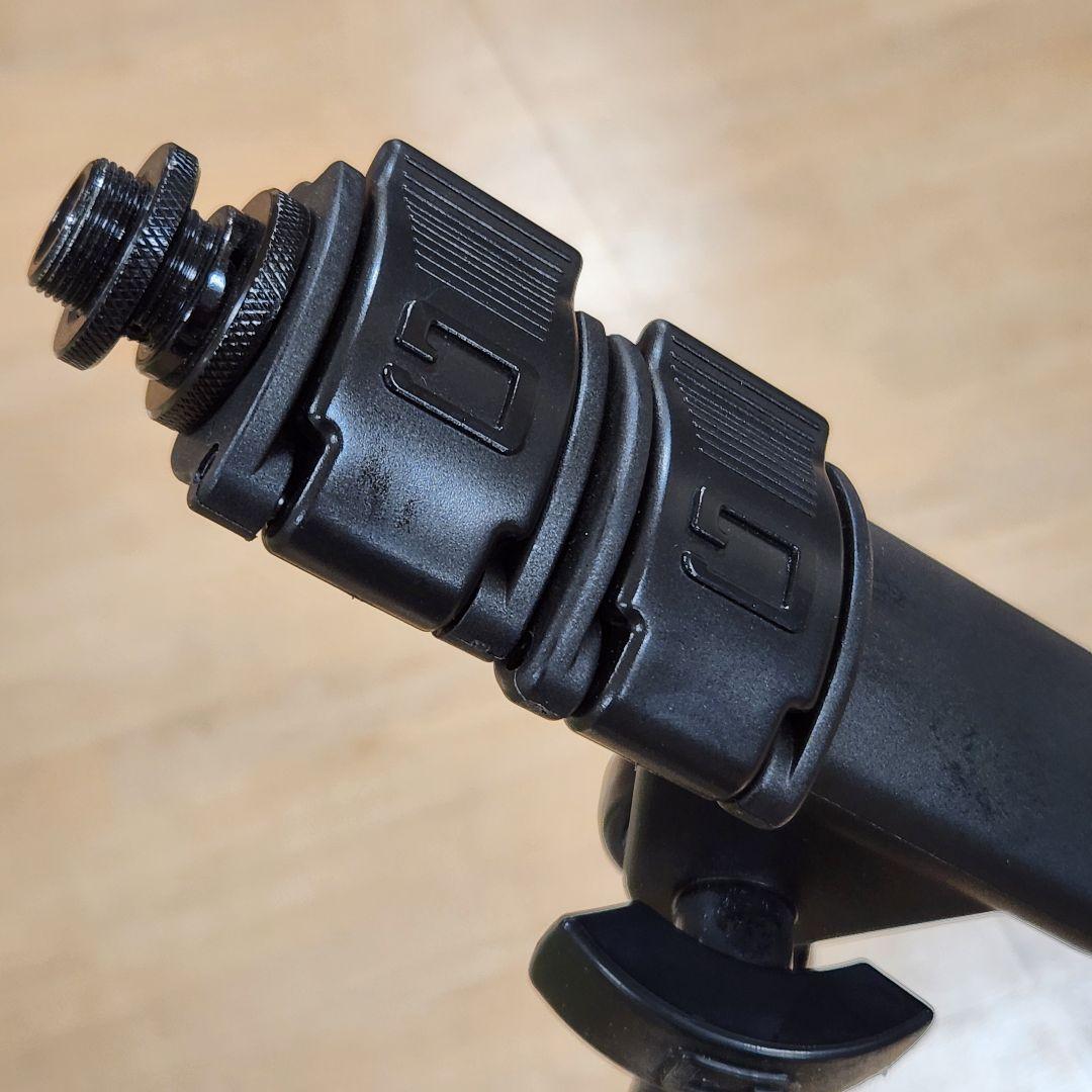 gator マイクスタンド 三脚式 黒と赤