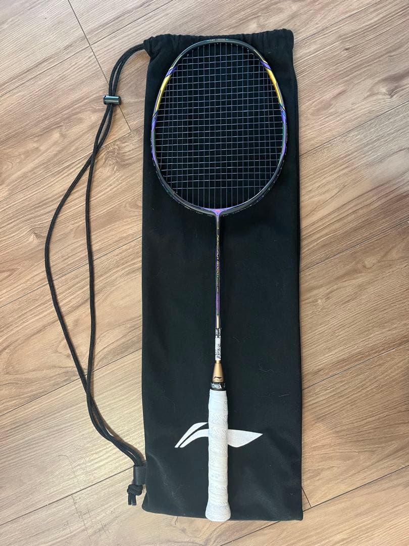リーニン AERONAUT 9000I バドミントンラケット 専用ケース付き