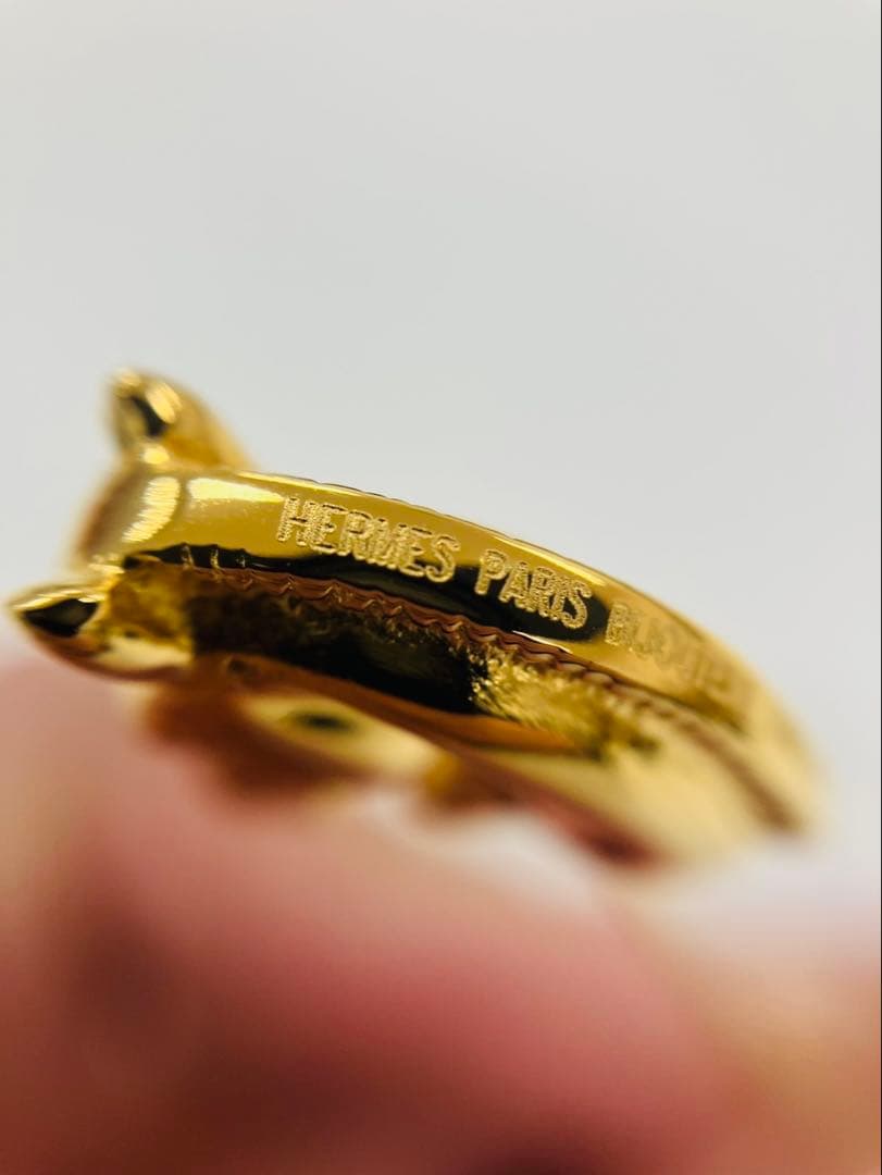 HERMES ゴールド 馬の頭 ピンブローチ エルメスブローチ