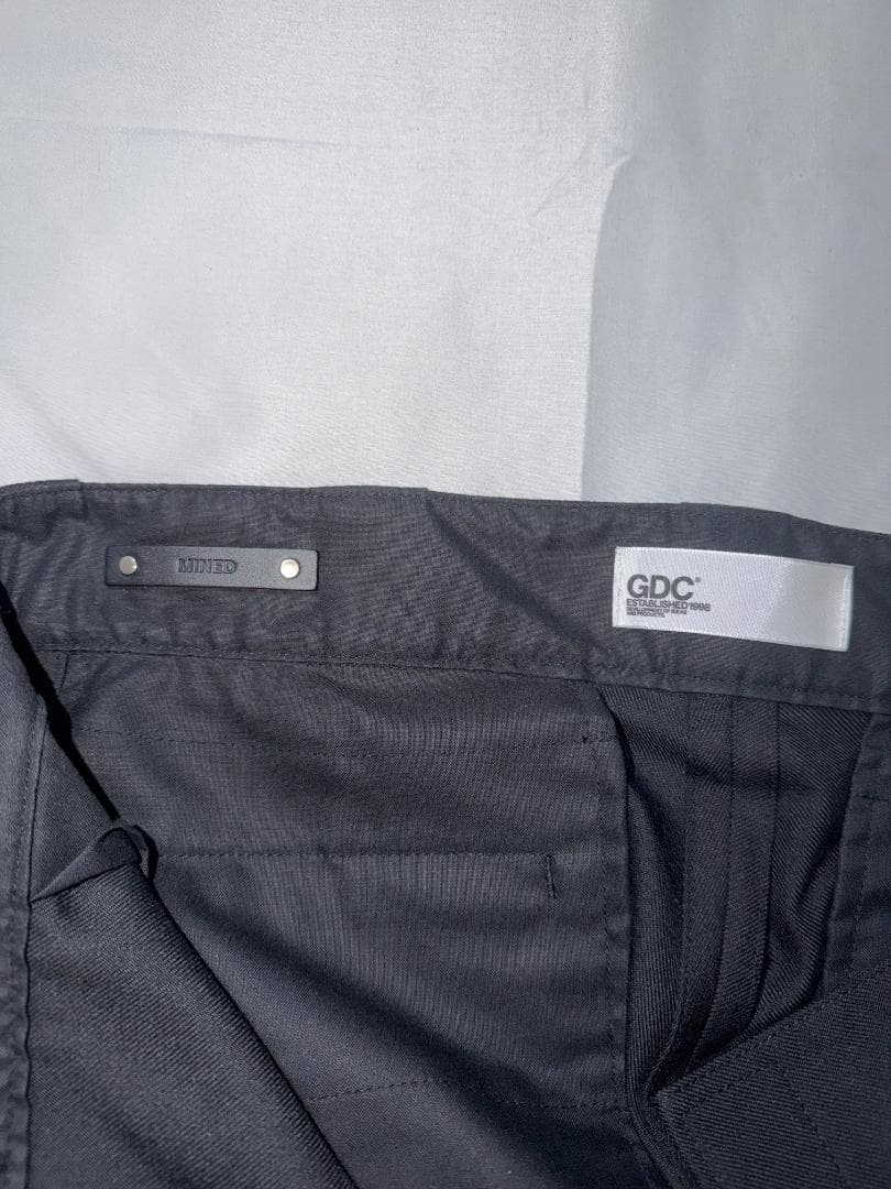 t*j様 新品　半額以下～ GDC MINEDENIM コラボ　ウール　チノパン