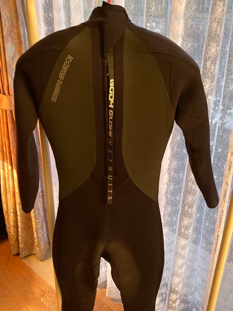 BODY GLOVE 4mm&3mmフルスーツ