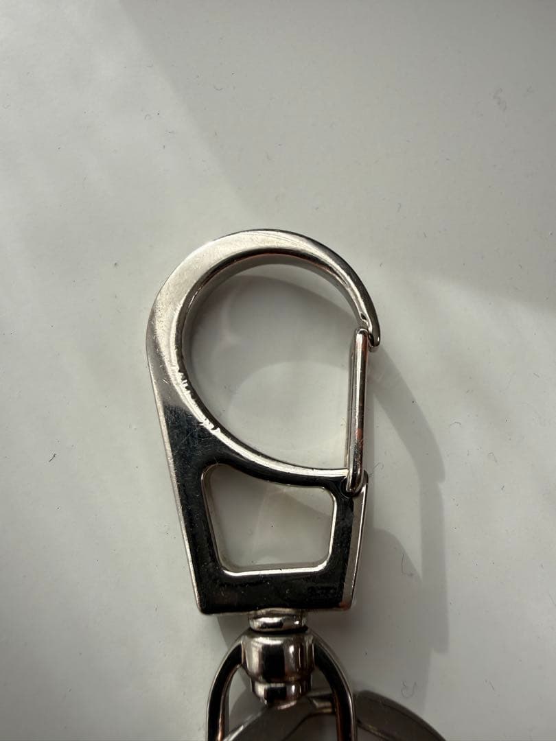 PRADA サフィアーノブラックレザーキーホルダー