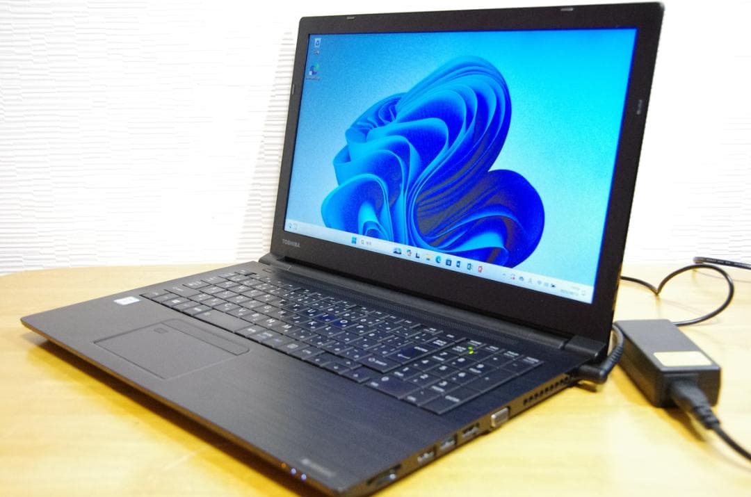 東芝dynabook B65/DP i5-7200U/8G/128G/500G