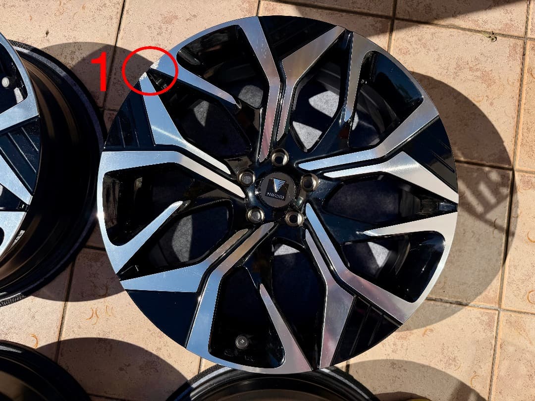 クラウンクロスオーバー MODELLISTA WingDancer ホイール4本