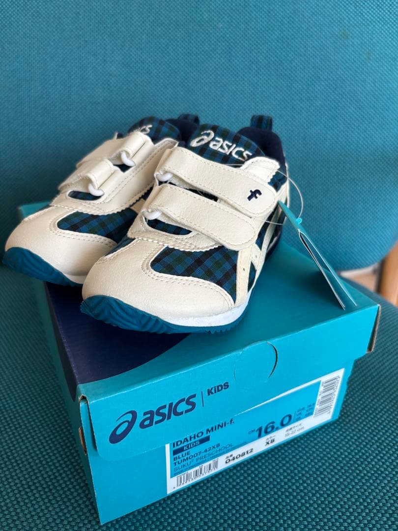 ファミリア　asics IDAHO MINI-I キッズシューズ 16.0cm