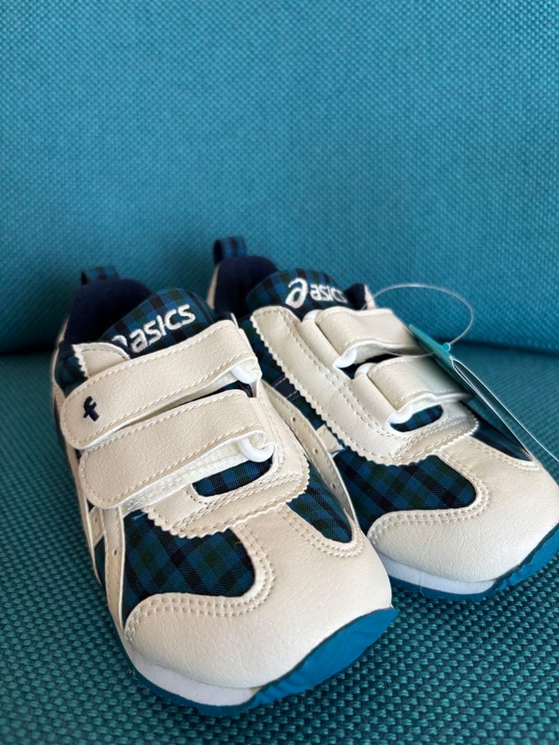 ファミリア　asics IDAHO MINI-I キッズシューズ 16.0cm