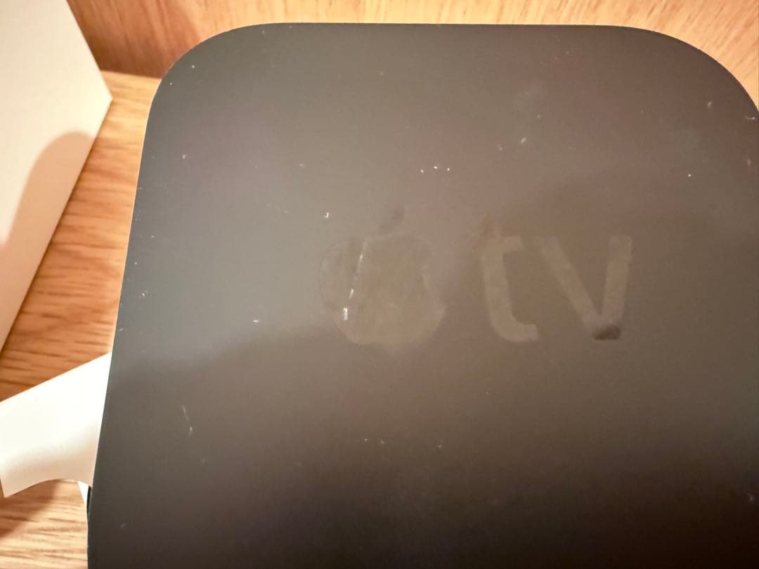 Apple TV 4K (第1世代) + 新型Siri Remote