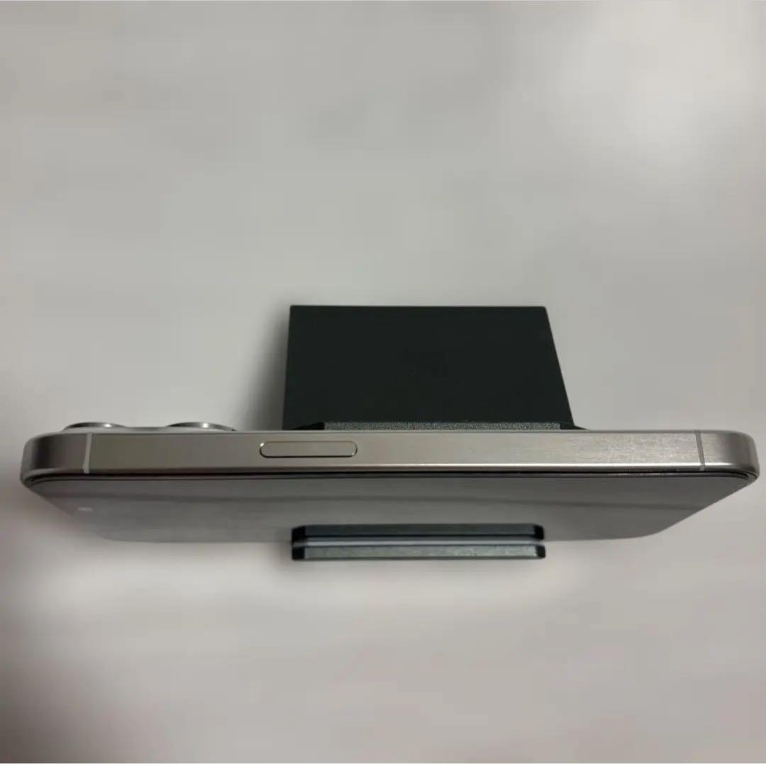 iPhone 15 Pro 128GB SIMフリー ケース付き