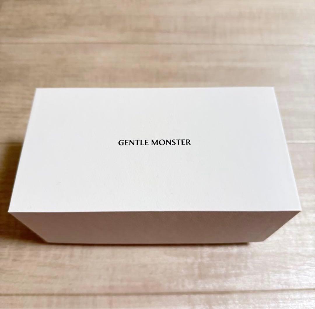 小物 GENTLEMONSTER MYMA 01