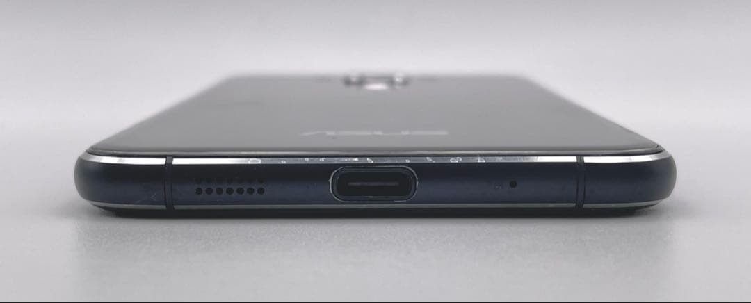 ほぼ新品‼️ZenFone3 SIMフリー32GB+バッテリー新品+ガラス