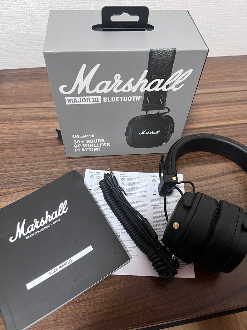 Marshall  MAJOR III Bluetoothヘッドホンマーシャル