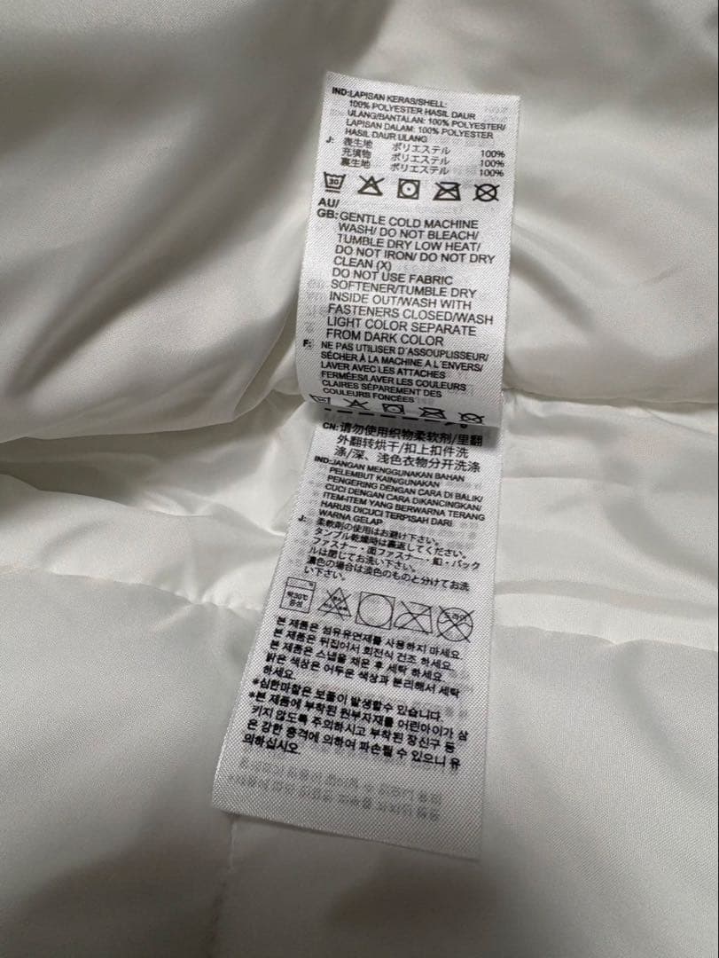 adidas ダウンジャケット