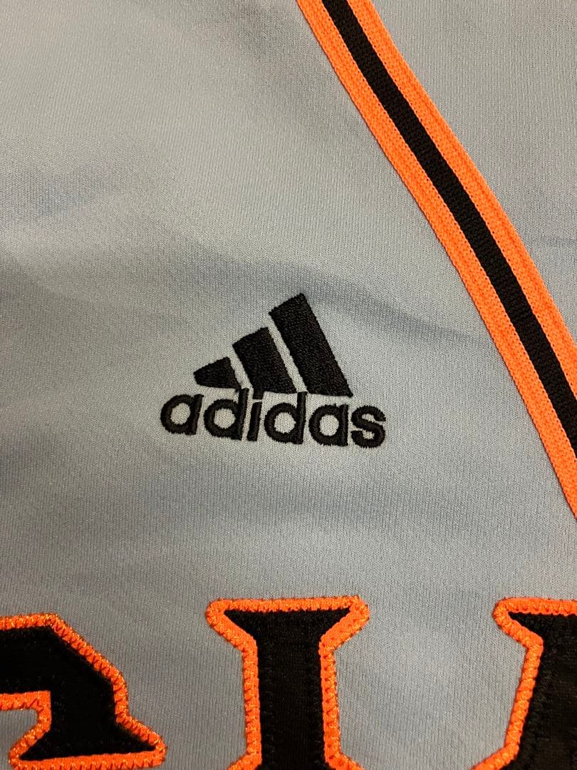 読売ジャイアンツ　読売巨人軍　ブルー　水色　ユニフォーム　背番号無し　無地　L