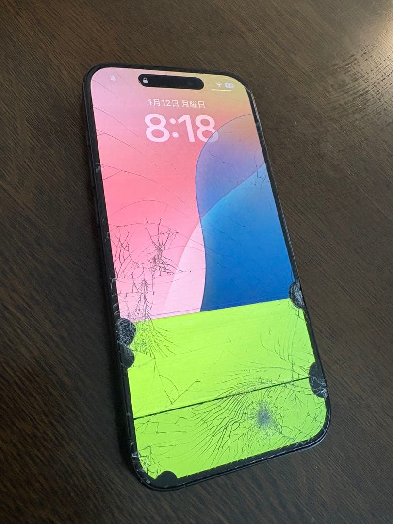 iPhone 15 Pro 【1TB】 本体 画面ひび割れ
