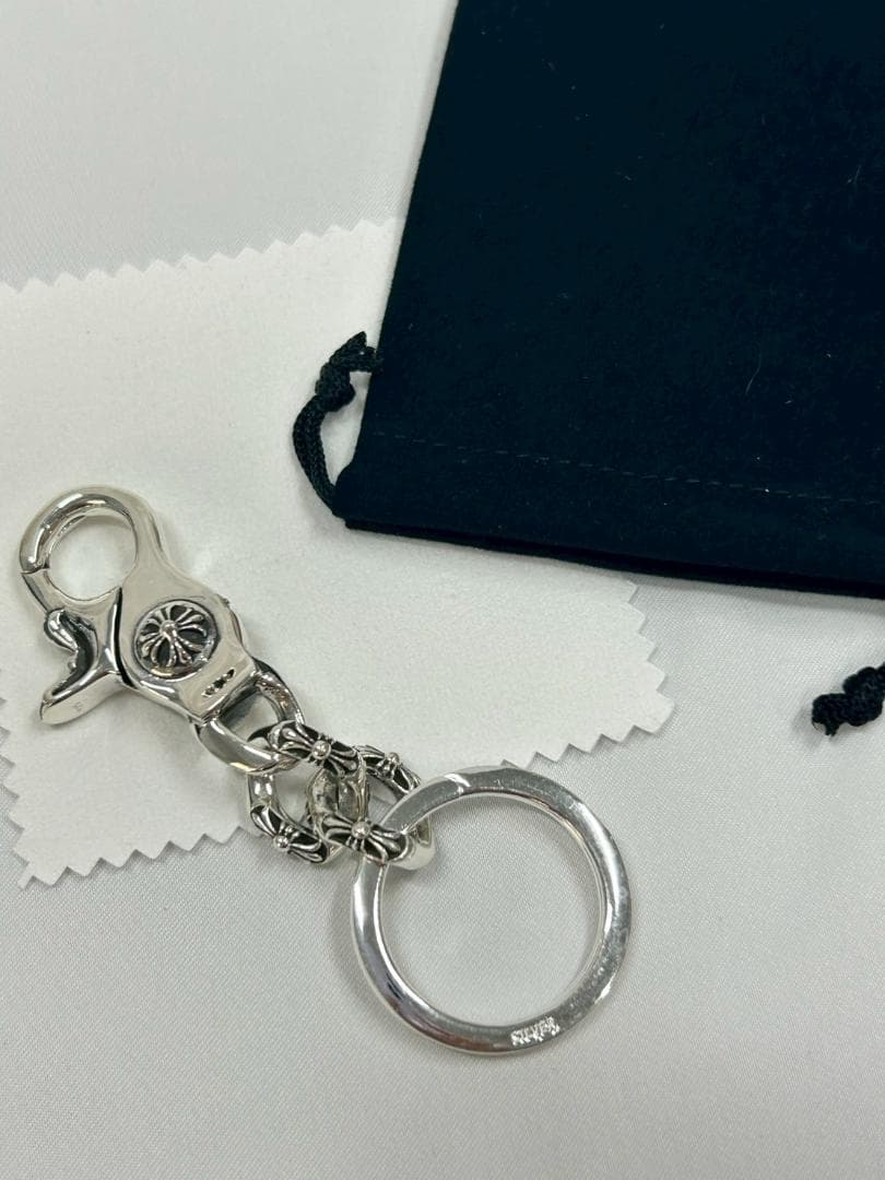 人気 キーリング クロム ブレスレット アクセサリー【匿名配送】ポーチクロス付