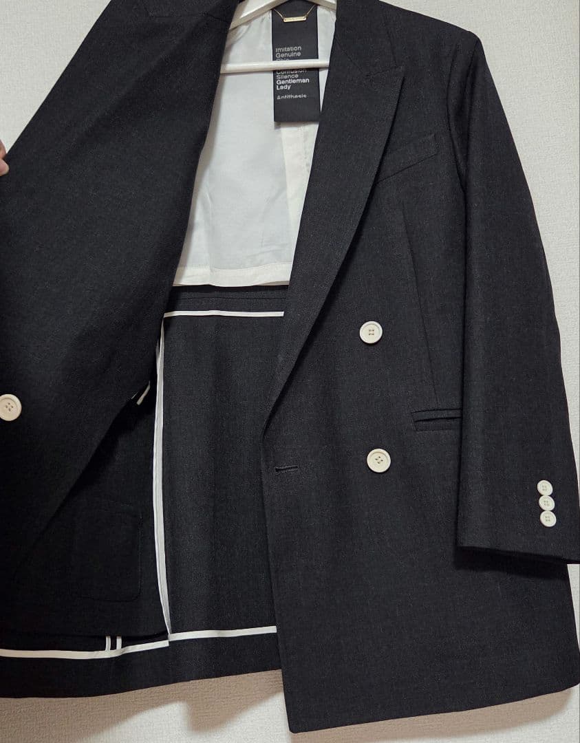 【新品】定価9万　チャコール　Chaos　カオス　テーラードジャケット