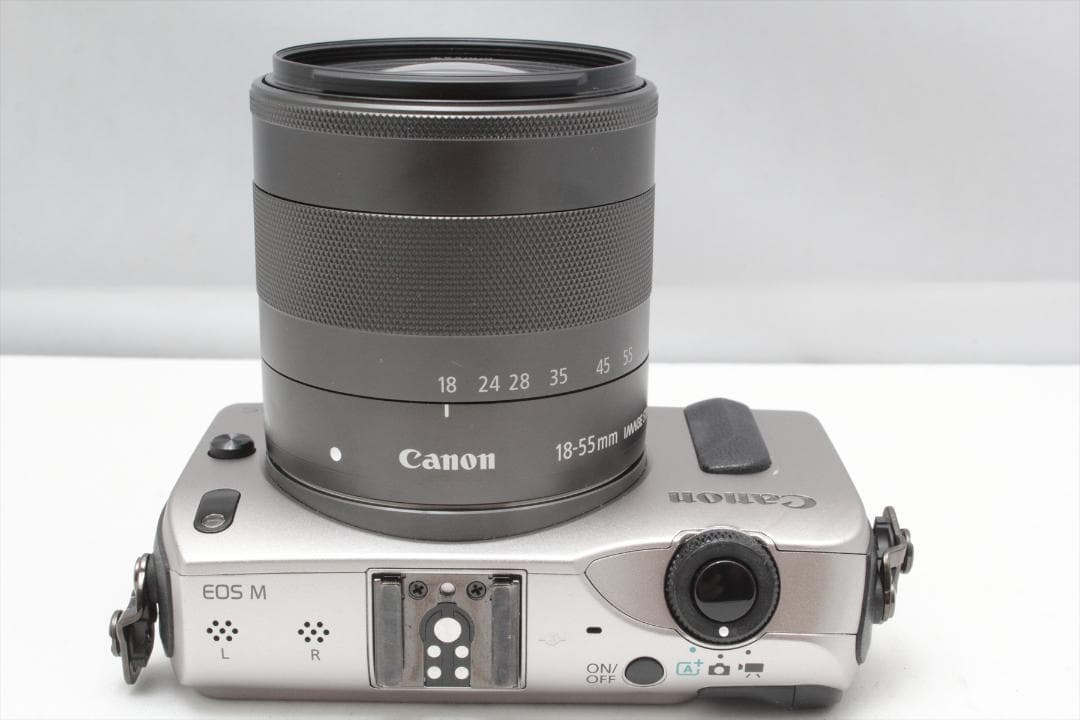 Canon EOS M ミラーレスカメラ