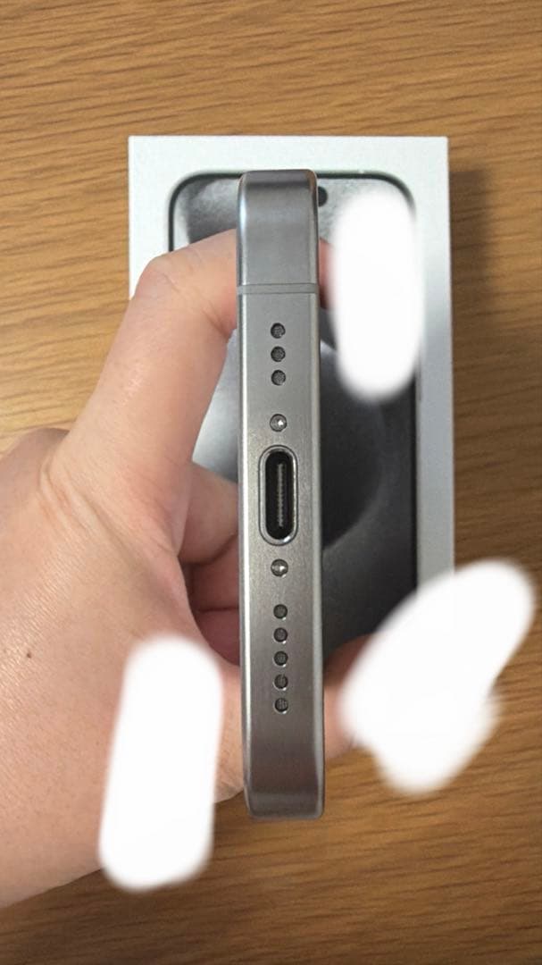 Apple iPhone15pro 256GB ホワイトチタニウム 本体