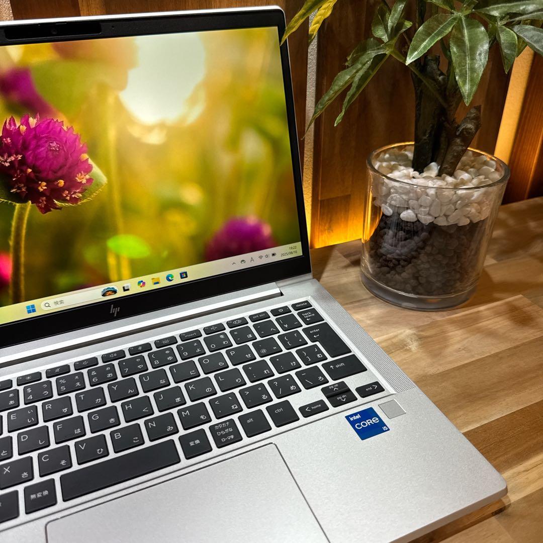 準美品2023年モデル‼️HP☘第13世代☘16GB☘フルHD☘人気ノートパソコン