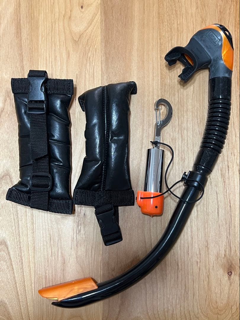 Aqualung ドライスーツ ネイビー/イエロー